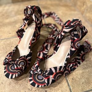 Impo ankle lace up printed espadrilles. Size 8.5